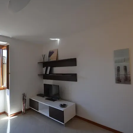 Leonardo House 2 Varenna