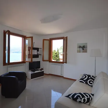Leonardo House 2 Varenna