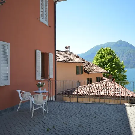 Leonardo House 2 Varenna